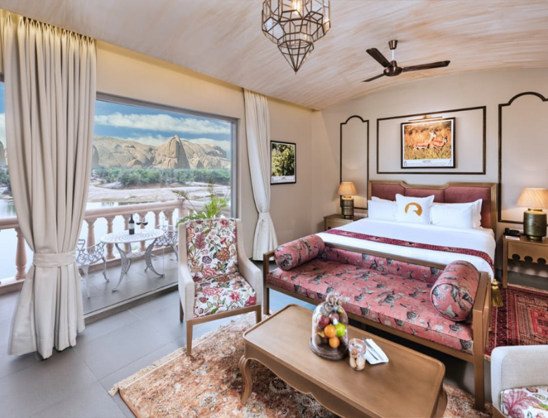 Lake View Villa